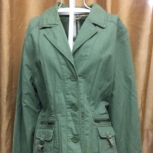 😁 Sweet Old Navy Utility Jacket